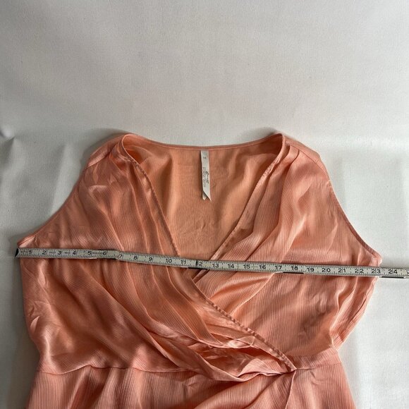 Melissa McCarthy Seven7 Blouse Top Size 1X Sleeveless V-Neck Satin Pink/ Peach - Picture 8 of 10